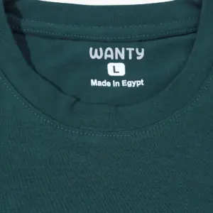 Men’s plus-size forest green basic half-sleeved shirt