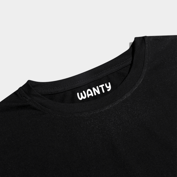 Black-Neck-basic-t-shirt